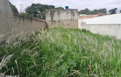 Imagem: O terreno possui 300m² de Área e está localizado em Parque