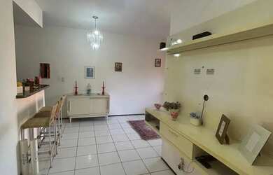 Imagem: O apartamento possui 3 Dormitórios, 2 Banheiros, 2 Vagas na