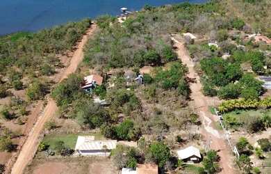Imagem 12: Chácara na beira do lago