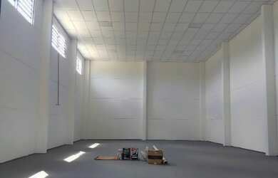 Imagem 5: Galpão ou sala em Balneário Piçarras