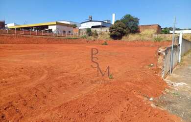 Imagem: O terrenoe possui 6000-0m² de Área está localizado em Parque