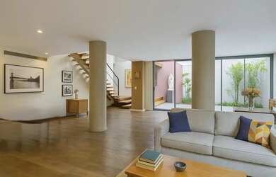 Imagem 2: CASA JARDIM PERNAMBUCO. Piscina, Churrasqueira, 500m² de Áreae2 Vagas...