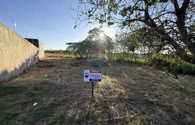 Imagem: O terreno possui 360m² de Área, Imóvel novo e está localizado