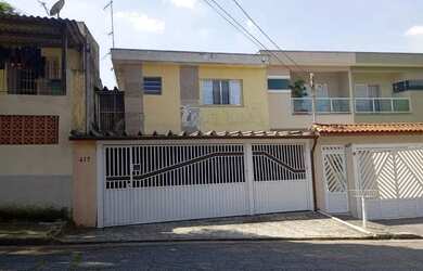 Imagem: A casa possui 3 Dormitórios, 3 Banheiros, 3 Vagas na garagem