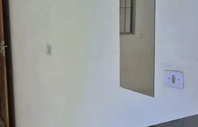 Imagem: A casa possui 2 Dormitórios, 1 Banheiro, 60m² de Área e