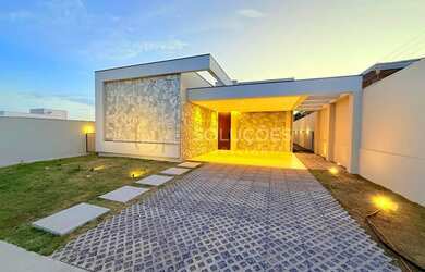 Imagem: A casa em condomínio possui 4 Dormitórios, 5 Banheiros, 2