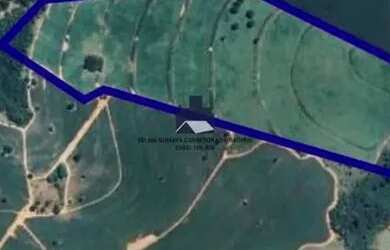 Imagem: O terreno à venda possui e está localizado em Parque Residencial