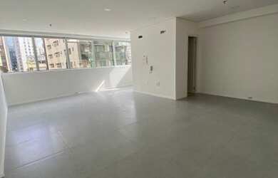 Imagem: O depósito possui 45m² de Área e está localizado em Funcionários