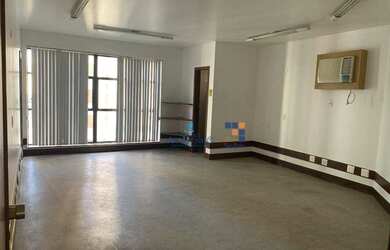 Imagem: O depósito possui 75m² de Área e está localizado em Barro