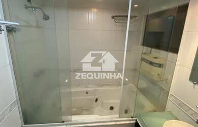 Imagem 5: Residencial - Centro. Varanda, 170m² de Área, 2 Vagas na garageme4 Dormitórios