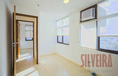 Imagem: O depósito possui 1 Vaga na garagem, 45m² de Área e está