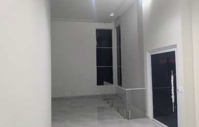 Imagem: A casa em condomínio possui 3 Dormitórios, 4 Banheiros, 4