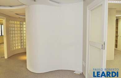 Imagem 5: CONJ. COMERCIAL - ALPHAVILLE - SP