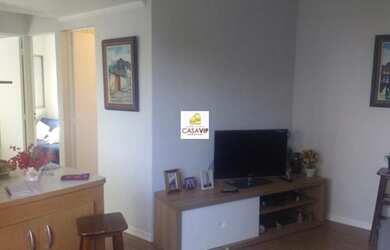 Imagem: O apartamento possui 2 Dormitórios, 1 Banheiro, 1 Vaga na garagem