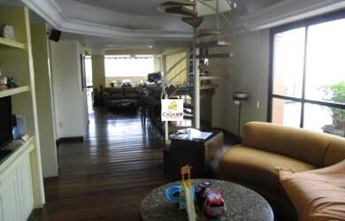 Imagem: O apartamento na cobertura possui 5 Dormitórios, 5 Banheiros