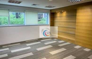 Imagem: O depósito possui 5 Vagas na garagem, 181m² de Área e está