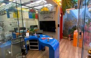 Imagem: O depósito possui 2 Vagas na garagem, 100m² de Área e está