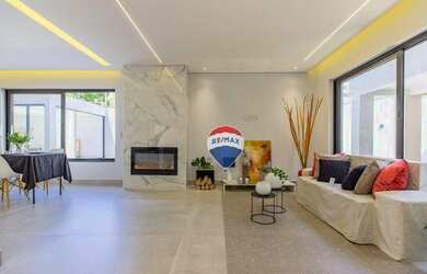 Imagem 3: Casa com 3 dorms, 1 suíte, 4 wc, 2 vagas à venda, 200 m² por R$ 2.100.000...