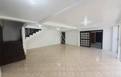 Imagem 3: CASA BOQUEIRÃO. Churrasqueira, 286m² de Área, 3 Vagas na garageme3...