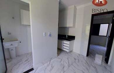 Imagem: A kitnet possui 1 Dormitório, 1 Banheiro, 1 Vaga na garagem