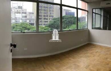 Imagem: O depósito possui 1 Vaga na garagem, 80m² de Área e está