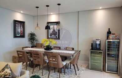 Imagem: O apartamento possui 3 Dormitórios, 4 Banheiros, 2 Vagas na