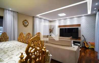 Imagem: A casa em condomínio possui 4 Dormitórios, 4 Banheiros, 5