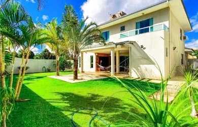 Imagem: A casa em condomínio possui 3 Dormitórios, 2 Banheiros, 4