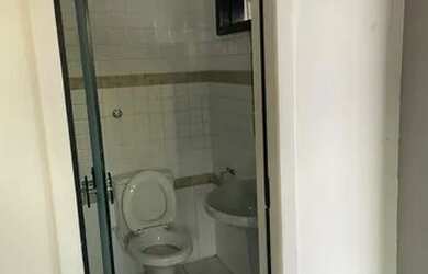 Imagem: A casa possui 1 Dormitório, 1 Banheiro, 2 Vagas na garagem