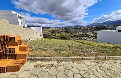 Imagem: O terreno possui 336m² de Área e está localizado em São