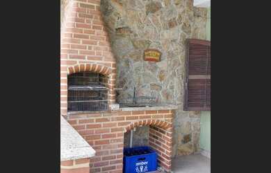 Imagem: A casa em condomínio possui 2 Dormitórios, 2 Banheiros, 1