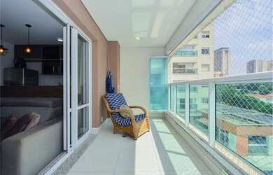 Imagem: O apartamento possui 1 Dormitório, 2 Banheiros, 1 Vaga na garagem