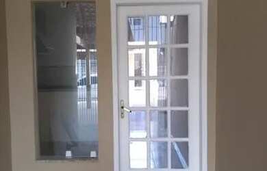 Imagem: A casa possui 2 Dormitórios, 2 Banheiros, 1 Vaga na garagem