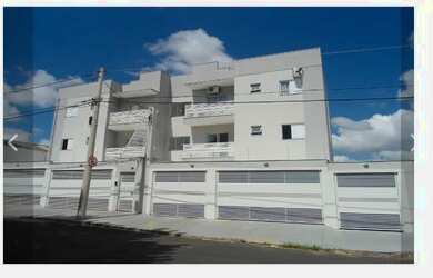 Imagem: O apartamento possui 2 Dormitórios, 2 Banheiros, 2 Vagas na