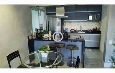 Imagem: O apartamento à venda possui 3 Dormitórios, 1 Banheiro, 2