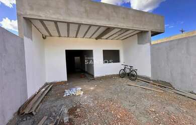 Imagem: A casa possui 2 Dormitórios, 1 Banheiro, 72m² de Área, Imóvel