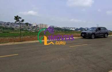 Imagem: O terreno possui 322m² de Área e está localizado em Centro