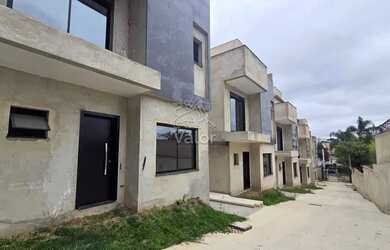 Imagem: A casa em condomínio possui 3 Dormitórios, 4 Banheiros, 2