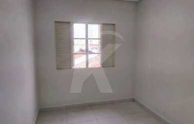 Imagem 14: Seu Novo Escritório Espera por Você Conjunto Comercial Moderno na Água...