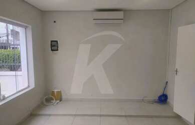 Imagem 7: Seu Novo Escritório Espera por Você Conjunto Comercial Moderno na Água...