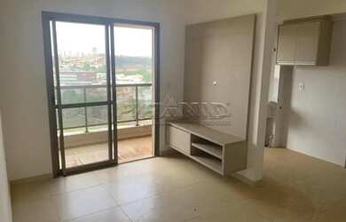 Imagem: O apartamento possui 2 Dormitórios, 1 Banheiro, 2 Vagas na