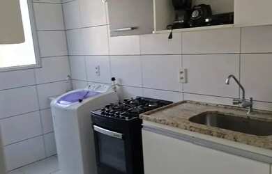 Imagem: O apartamento possui 1 Dormitório, 1 Banheiro, 1 Vaga na garagem