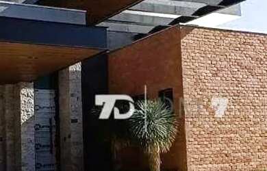 Imagem: A casa em condomínio possui 4 Dormitórios, 5 Banheiros, 5