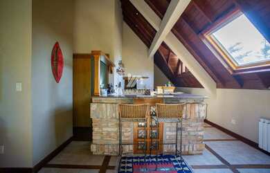 Imagem 5: DUPLEX COM 4 DORMITÓRIOS NO BAIRRO PLANALTO