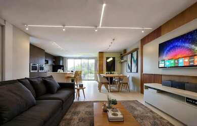 Imagem: A casa possui 3 Dormitórios, 4 Banheiros, 2 Vagas na garagem