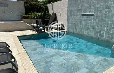 Imagem: A casa em condomínio possui 4 Dormitórios, 5 Banheiros, 3