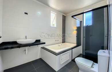 Imagem 15: Casa 4 quartos com suítes à venda no Butiatuvinha em Curitiba/PR - Confiancce...