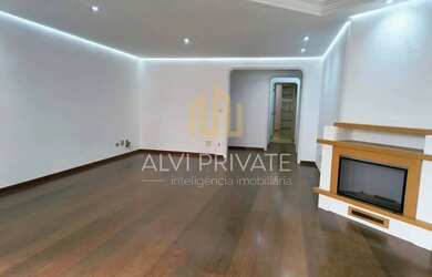 Imagem: O apartamento possui 3 Dormitórios, 5 Banheiros, 3 Vagas na