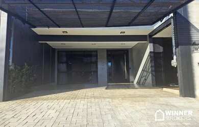 Imagem: A casa possui 2 Dormitórios, 2 Banheiros, 2 Vagas na garagem