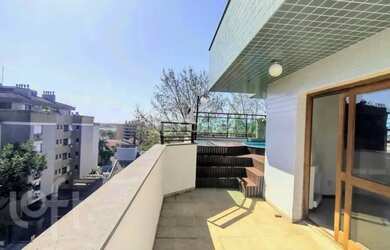 Imagem: O apartamento na cobertura possui 3 Dormitórios, 1 Banheiro